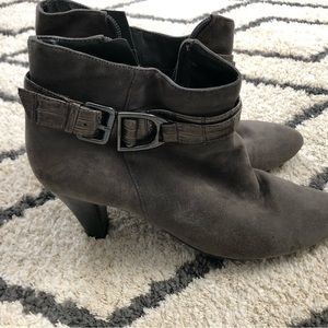 Bandolino ankle boots